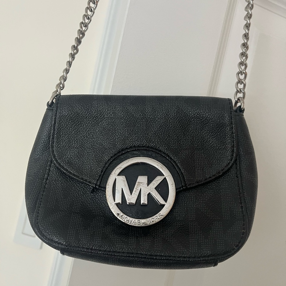Michael Kors Fulton Small Crossbody